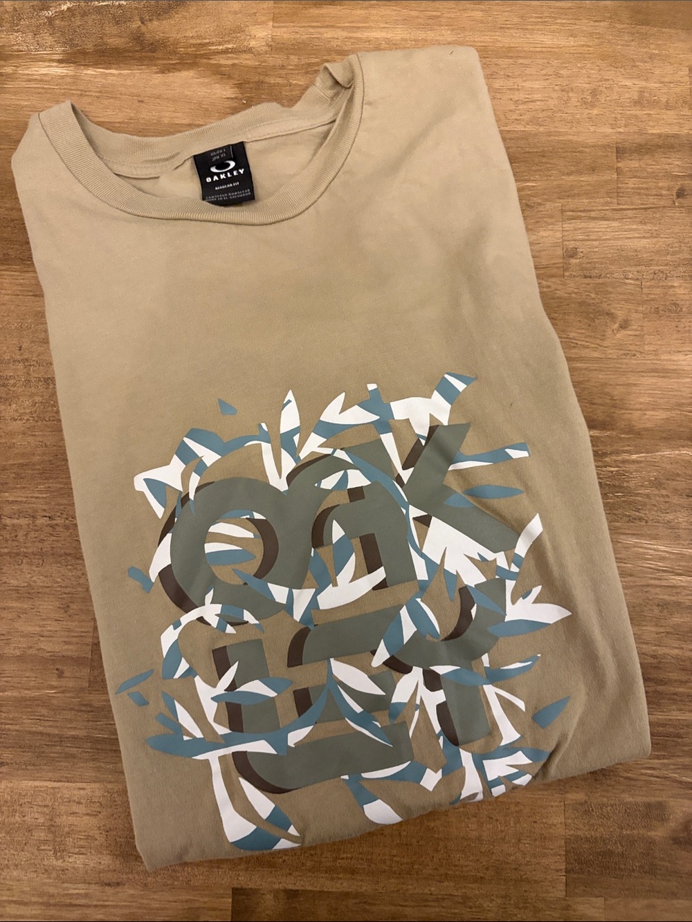 Oakley graphic tee
